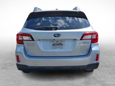 Used 2015 Subaru Outback 2.5i Premium AWD/4WD image 5