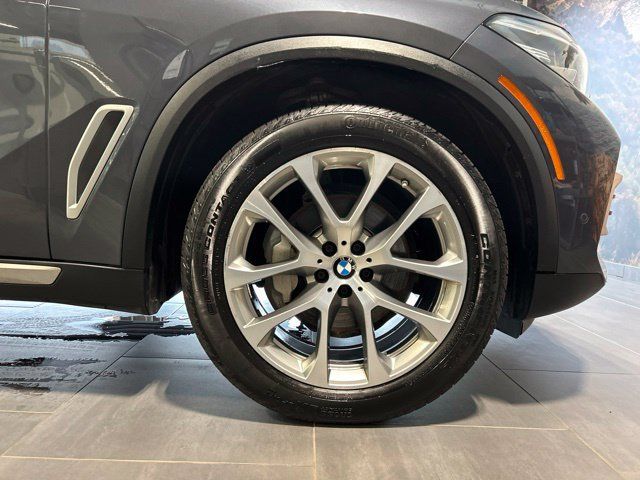 Used 2019 BMW X5 xDrive40i w/ Convenience Package AWD/4WD image 51