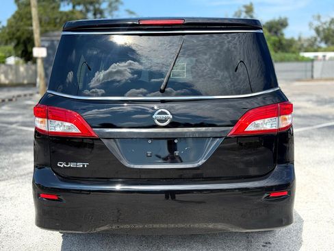Used 2015 Nissan Quest S image 4