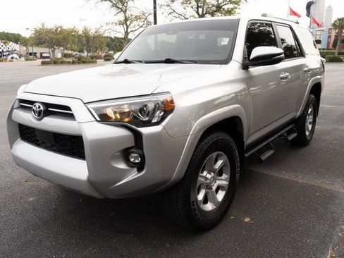 Used 2023 Toyota 4Runner SR5 Premium image 7