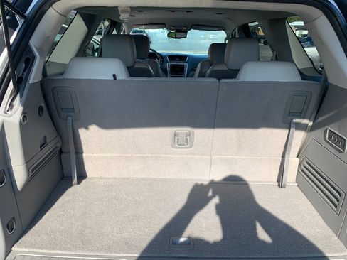 Used 2017 GMC Acadia Limited SLT image 28