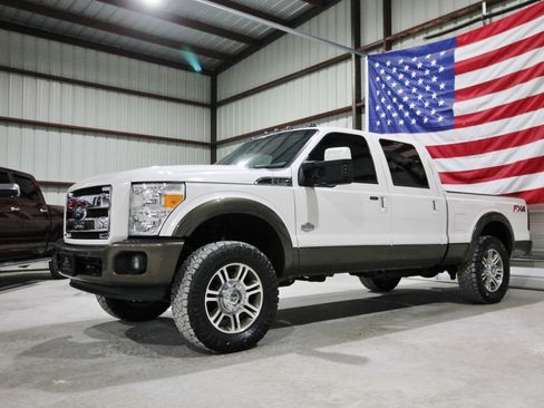 Used 2016 Ford F250 King Ranch w/ FX4 Off-Road Package image 1