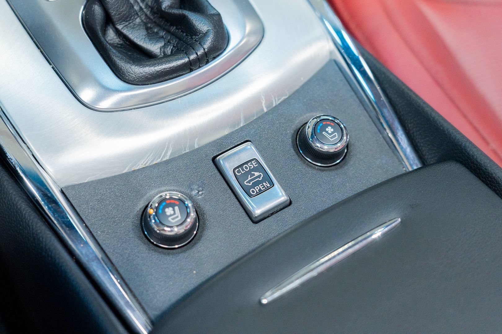 Used 2013 INFINITI G37 IPL RWD image 38