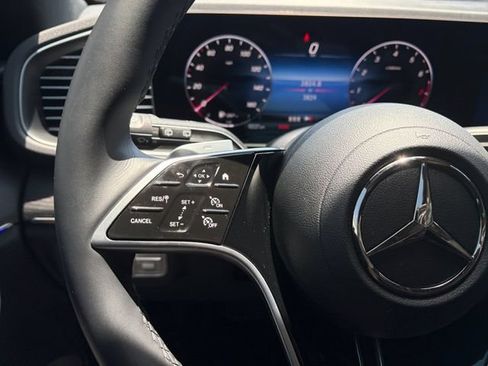 Used 2026 Mercedes-Benz GLE 450 4MATIC image 6