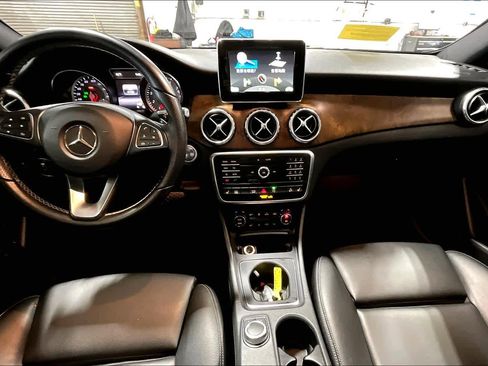 Used 2016 Mercedes-Benz GLA 250 4MATIC image 15