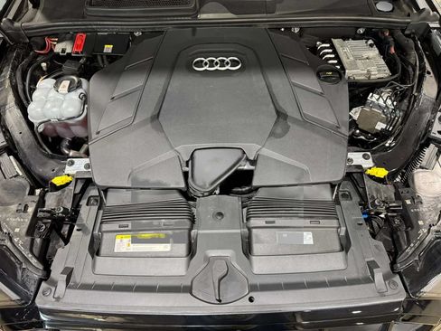 Used 2020 Audi Q7 3.0T Prestige w/ Prestige Package AWD/4WD image 30