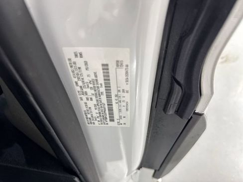 Used 2023 Ford Transit 250 Medium Roof RWD image 33