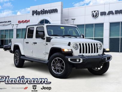 Used 2023 Jeep Gladiator Overland w/ Popular Equipment Package