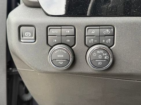 Used 2024 Chevrolet Silverado 1500 RST w/ Convenience Package II AWD/4WD image 18