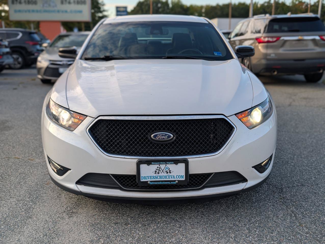 Used 2014 Ford Taurus SHO w/ Equipment Group 401A AWD/4WD image 10