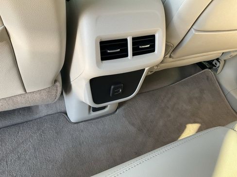 Used 2023 GMC Terrain Denali image 17