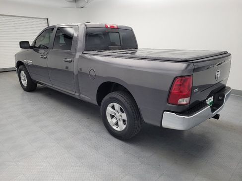 Used 2019 RAM 1500 Classic SLT RWD image 3
