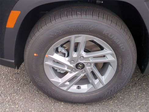 New 2026 Hyundai Tucson SE image 9
