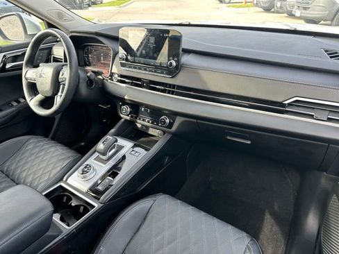 Used 2024 Mitsubishi Outlander SEL Black Edition AWD/4WD image 10