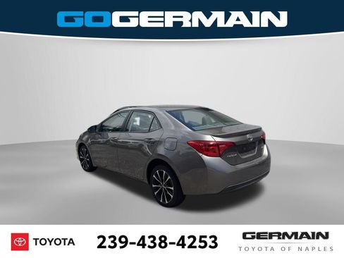 Used 2017 Toyota Corolla SE FWD image 4