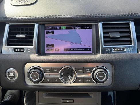 Used 2013 Land Rover Range Rover Sport HSE LUX w/ Luxury Interior Pkg image 25