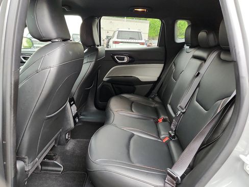 Certified 2024 Jeep Compass Limited AWD/4WD image 10