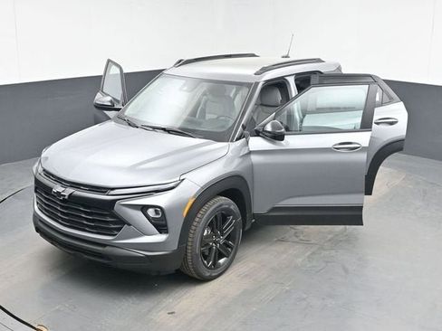 New 2026 Chevrolet TrailBlazer LT w/ Midnight Edition FWD image 47