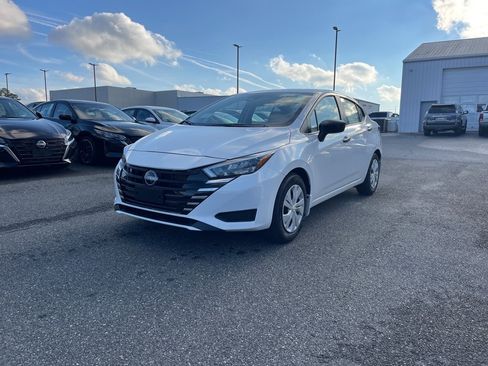 New 2025 Nissan Versa S image 2