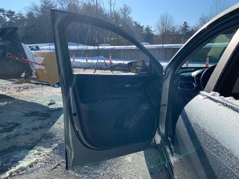 Used 2024 Chevrolet Equinox LT image 14