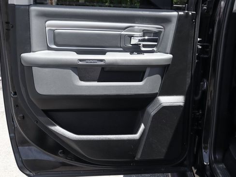 Used 2019 RAM 1500 Classic Warlock image 30