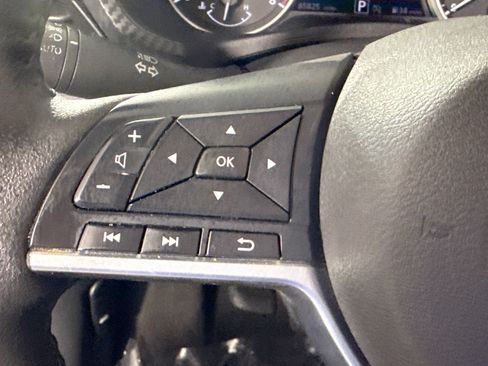 Used 2024 Nissan Sentra SR w/ SR Premium Package FWD image 14