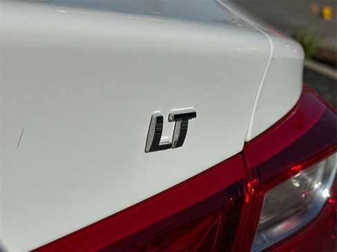 Used 2024 Chevrolet Malibu LT image 13