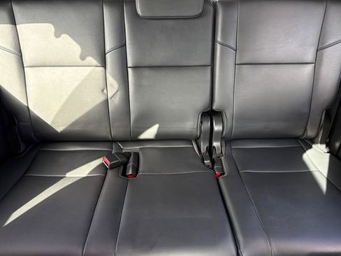 Used 2024 Toyota Sequoia Platinum AWD/4WD image 18