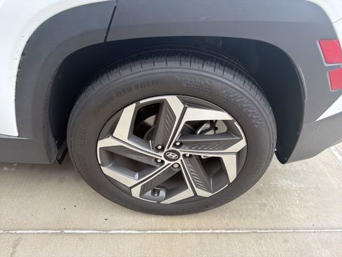 Certified 2022 Hyundai Tucson Limited FWD image 8