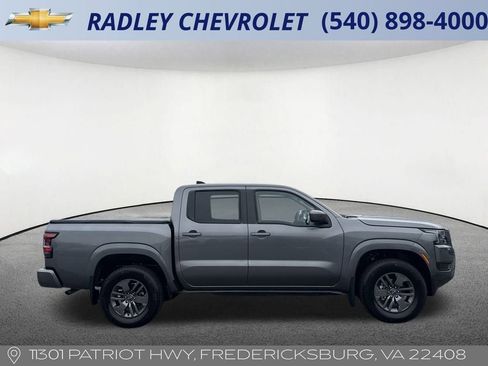 Used 2025 Nissan Frontier SV image 20