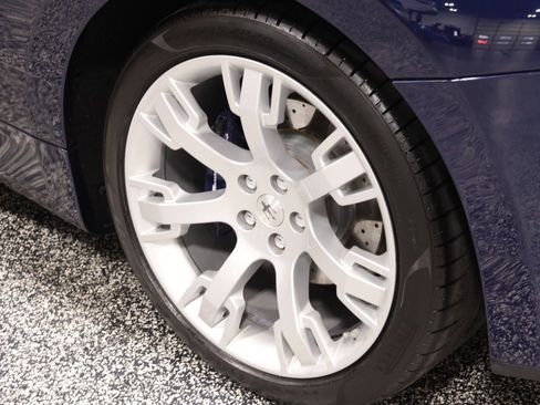Used 2014 Maserati GranTurismo Sport RWD image 26