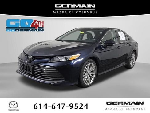 Used 2019 Toyota Camry XLE FWD image 1