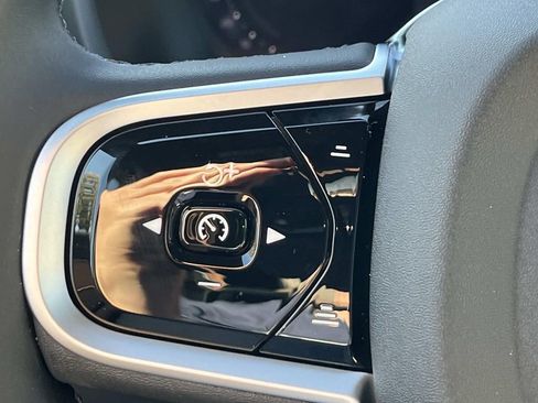 New 2026 Volvo XC90 B6 Plus image 22