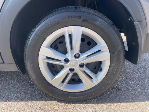 Certified 2023 Nissan Kicks S FWD image 17