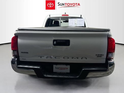 Used 2020 Toyota Tacoma SR5 image 5
