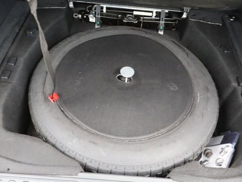 Used 2017 Land Rover Range Rover Sport image 24