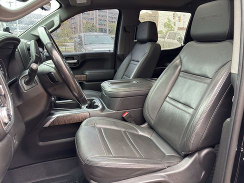 Used 2021 GMC Sierra 1500 Denali w/ Denali Ultimate Package AWD/4WD image 11