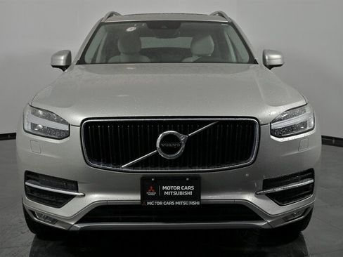 Used 2016 Volvo XC90 T6 Momentum w/ Momentum Plus Package AWD/4WD image 4