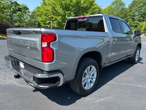 Used 2025 Chevrolet Silverado 1500 LTZ AWD/4WD image 24