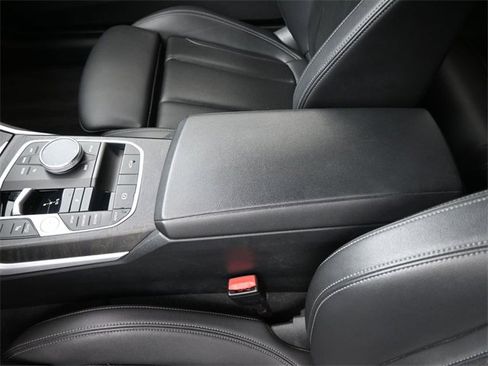 Used 2024 BMW 430i Convertible image 8