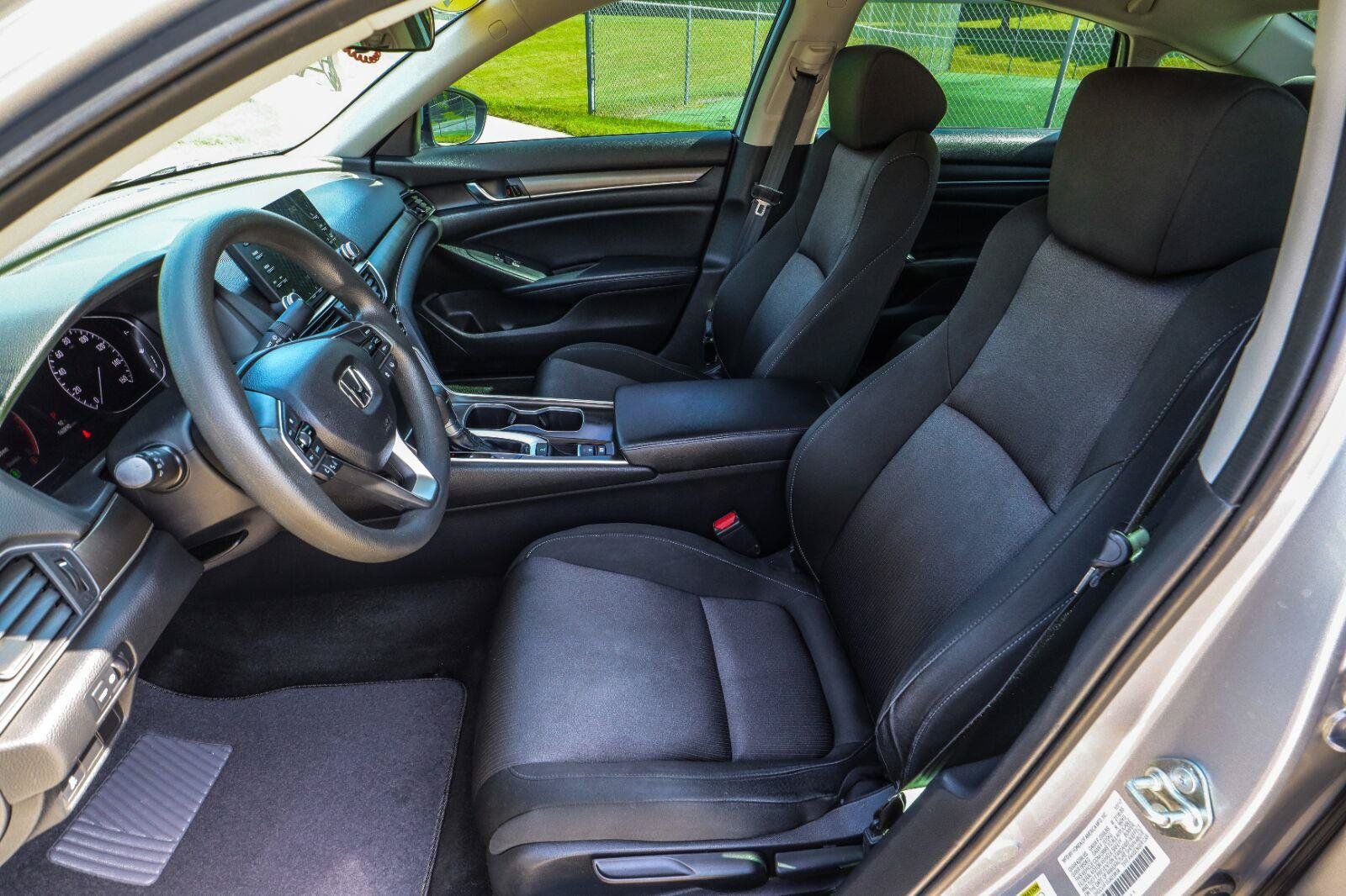 Used 2018 Honda Accord LX image 34