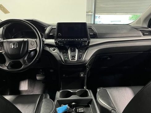 Used 2023 Honda Odyssey EX-L image 18
