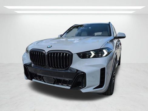 New 2026 BMW X5 xDrive40i w/ Executive Package image 8
