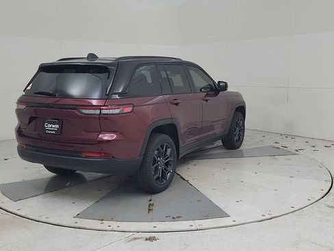 New 2025 Jeep Grand Cherokee Limited image 14