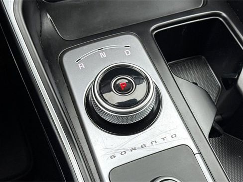 Certified 2023 Kia Sorento EX w/ Panoramic Sunroof Package image 31