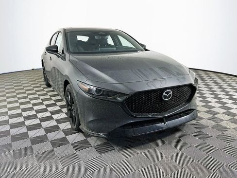 New 2026 MAZDA MAZDA3 Hatchback w/Premium Plus Pkg image 2