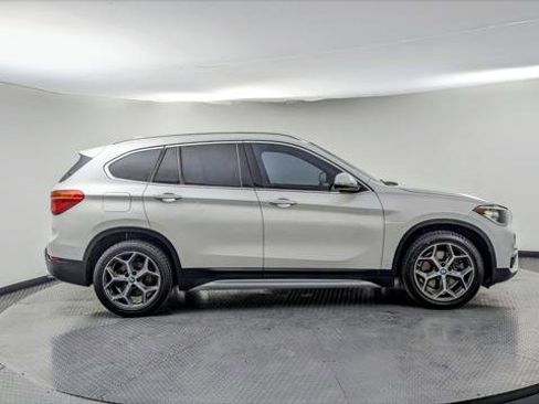 Used 2019 BMW X1 sDrive28i w/ Convenience Package image 9