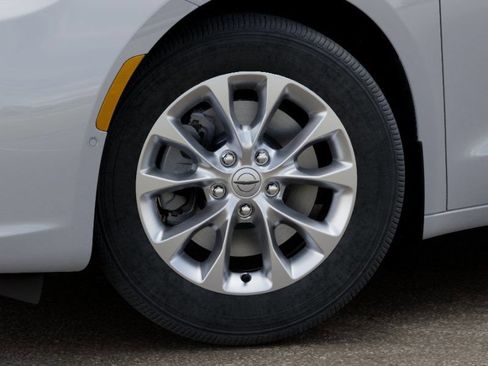New 2026 Chrysler Pacifica Select AWD/4WD image 9