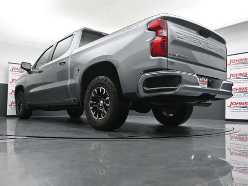 Used 2025 Chevrolet Silverado 1500 LT w/ Protection Package AWD/4WD image 35