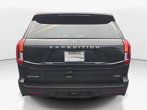 Used 2025 Ford Expedition Max Active image 8
